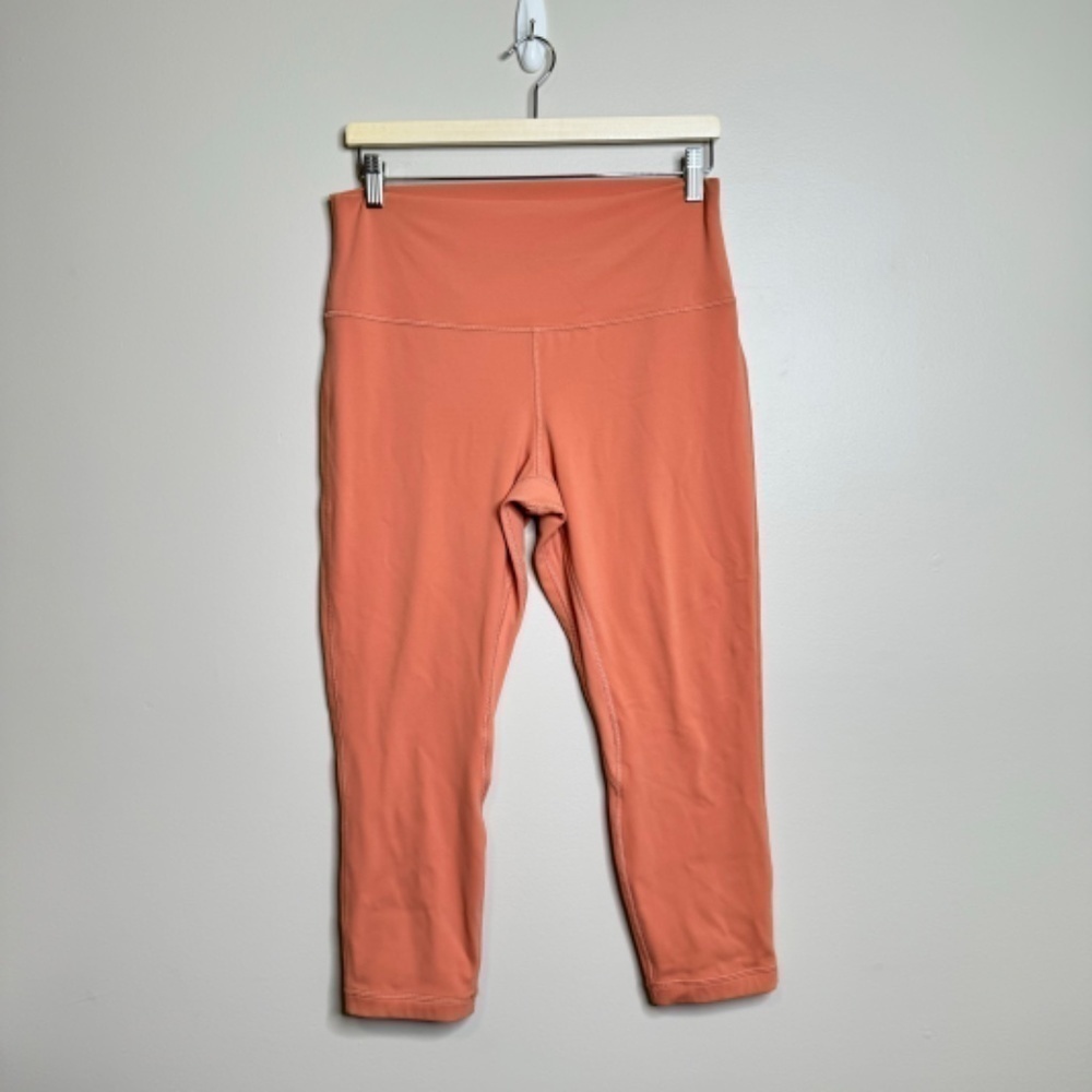 Lululemon Align High-Rise Crop - Picture 3 of 9